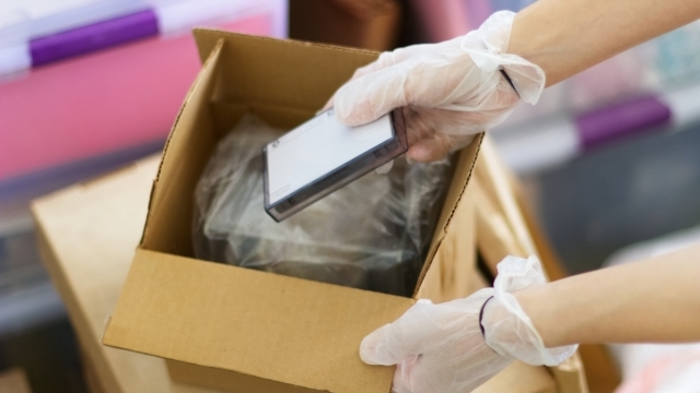 相続人以外が遺品整理や相続の手続きを代行することは可能？注意点やメリットとデメリットまとめ。2025年最新