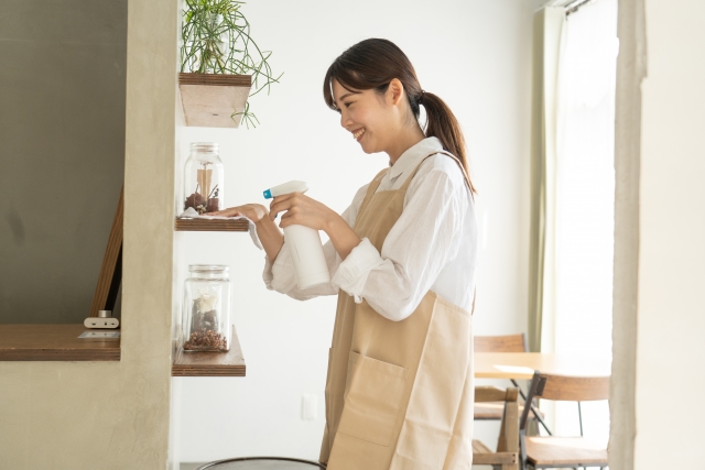 遺品整理とハウスクリーニングの違いと併用のメリットとは？