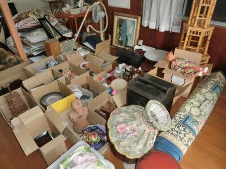 遺品整理 いくらかかった？